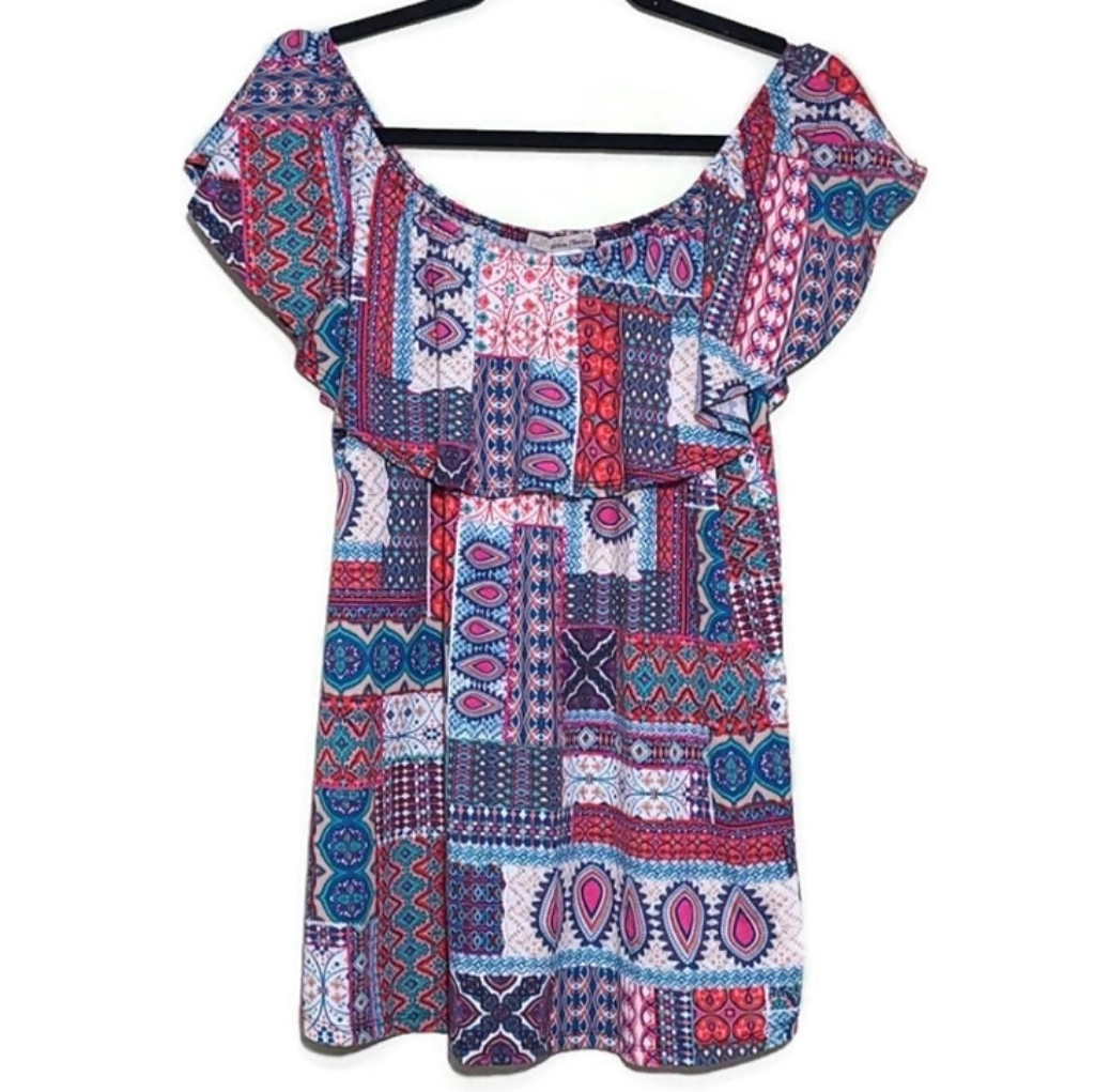 Patterned Top Size Large